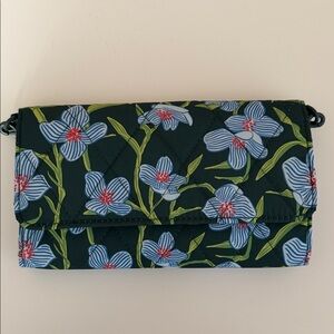 Wallet Crossbody